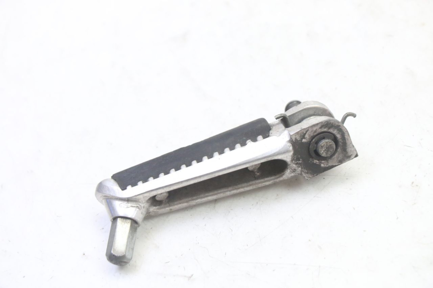 photo de REPOSAPIES DELANTERA IZQUIERDA SUZUKI SV S 650 (2003 - 2009)