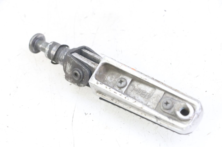 photo de REPOSAPIÉS DELANTERO IZQUIERDO YAMAHA FZS FAZER 600 (2001 - 2003)