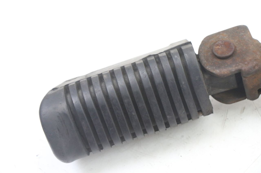 photo de REPOSAPIES DELANTERA IZQUIERDA YAMAHA SR 125 (1982 - 2003)
