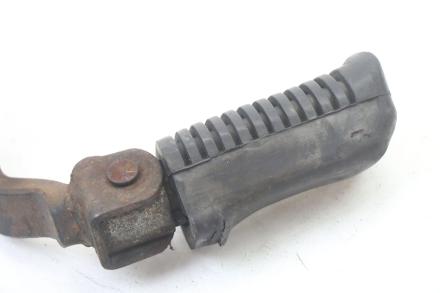 photo de REPOSAPIES DELANTERA IZQUIERDA YAMAHA SR 125 (1982 - 2003)