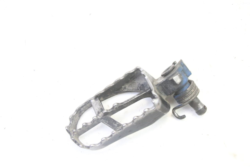 photo de REPOSAPIES DELANTERA IZQUIERDA YAMAHA YZ 125 (1998 - 2005)