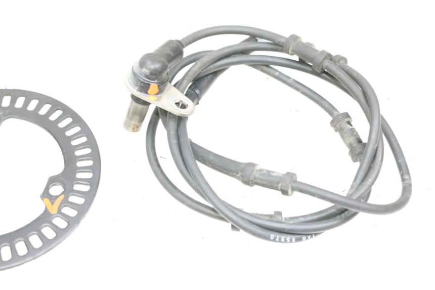 photo de SENSOR YAMAHA MT-07 MT07 ABS 700 (2018 - 2020) - Primer plano técnico