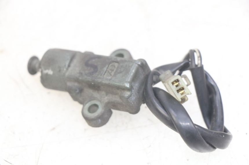 photo de SENSOR DE APERTURA DEL ASIENTO SUZUKI BURGMAN 650 (2002 - 2004)