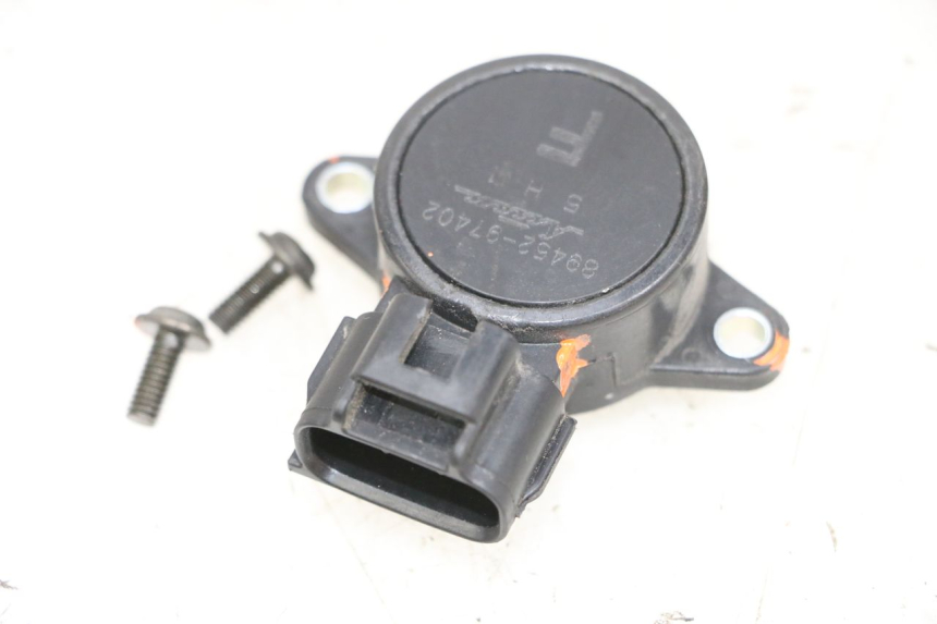 photo de SENSOR TPS YAMAHA XMAX X-MAX 125 (2006 - 2009) - Vista principal