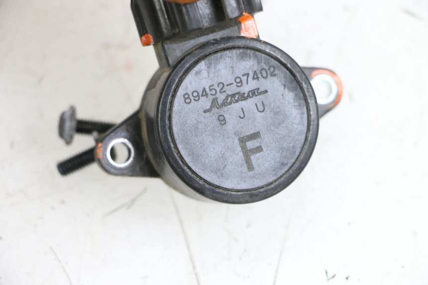 photo de ABERTURA GAS YAMAHA X-MAX XMAX 125 (2010 - 2013) - Detalle de la pieza