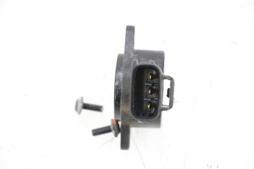 photo de ABERTURA GAS YAMAHA X-MAX XMAX 125 (2010 - 2013) - Zoom estado de uso