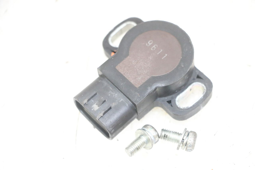 photo de ABERTURA GAS YAMAHA XJ6 ABS 600 (2008 - 2016)