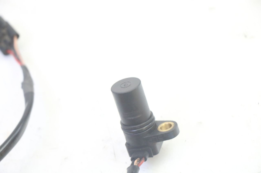 photo de SENSOR VELOCIDAD SUZUKI BURGMAN EXECUTIVE ABS 650 (2006 - 2012) - Zoom estado de uso