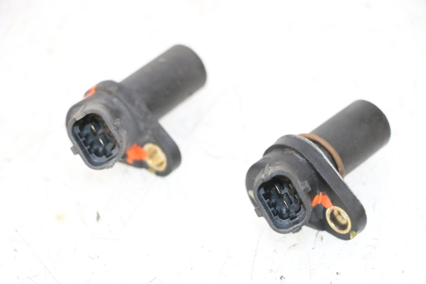 photo de SENSOR VELOCIDAD PIAGGIO MP3 HPE 300 (2019 - 2026) - Otra perspectiva