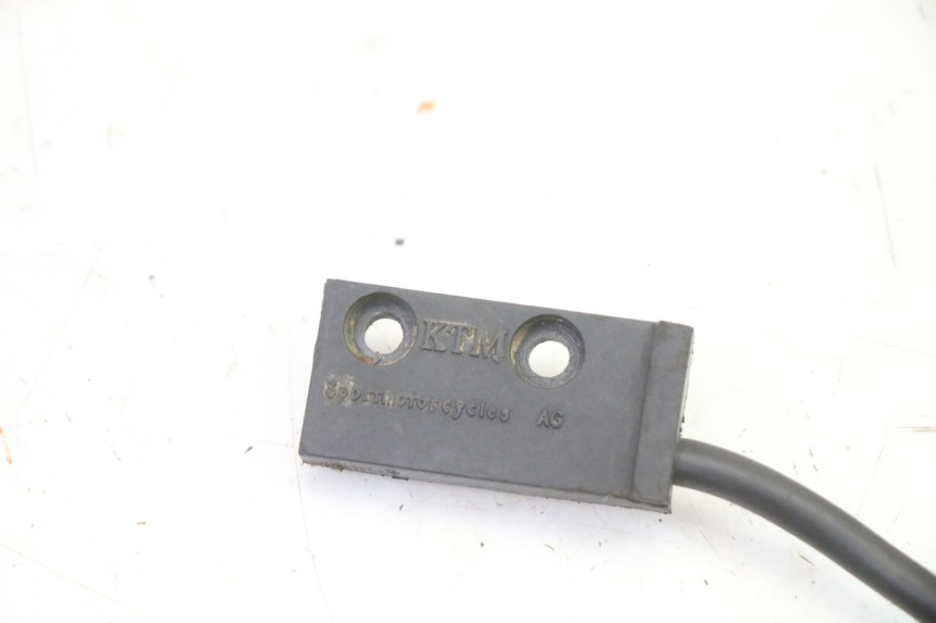 photo de SENSOR VELOCIDAD KTM SUPERENDURO R 950 (2005 - 2009)