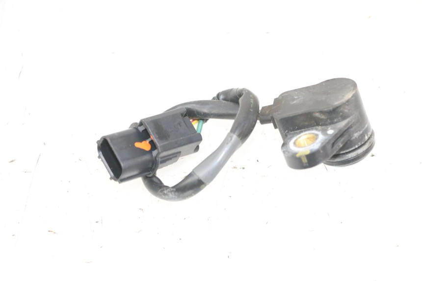 photo de SENSOR POSICIÓN ROLL LOCK PIAGGIO MP3 500 (2016 - 2018) - Vista principal