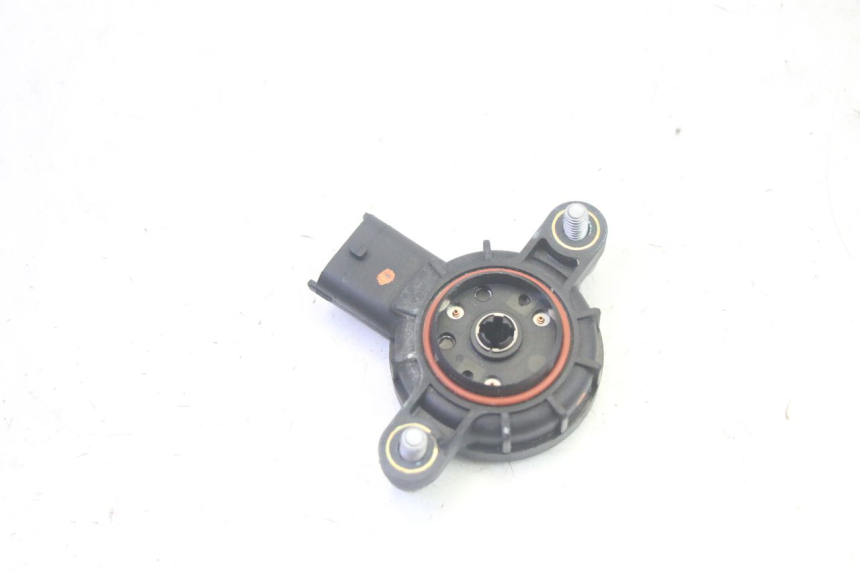 photo de SENSOR POSICIÓN ROLL LOCK PIAGGIO MP3 RL 250 (2007 - 2010) - Otra perspectiva