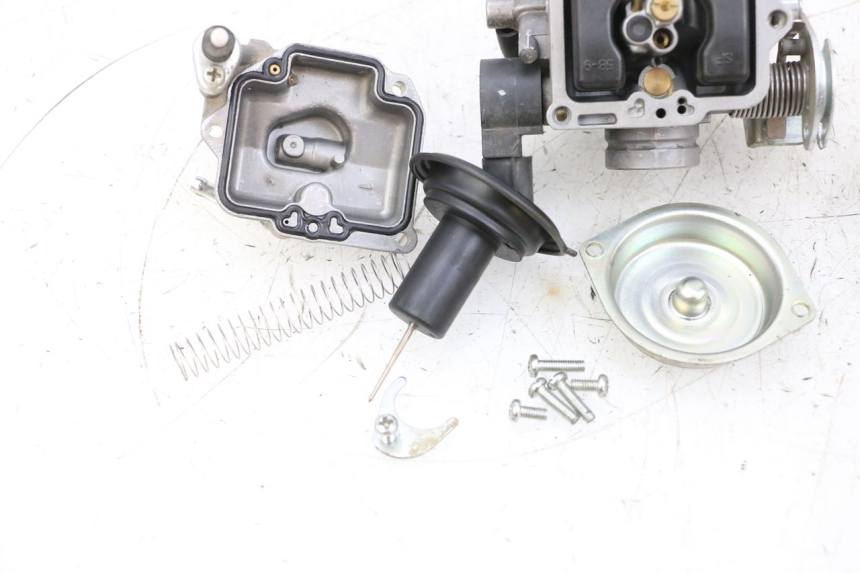 photo de CARBURADOR KYMCO AGILITY 4T 50 (2018 - 2022) - Primer plano de alta resolución