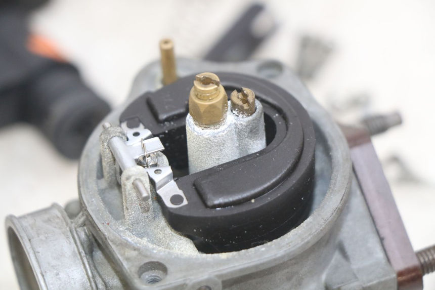 photo de CARBURADOR KYMCO AGILITY NAKED RENOUVO 2T 50 (2011 - 2018)