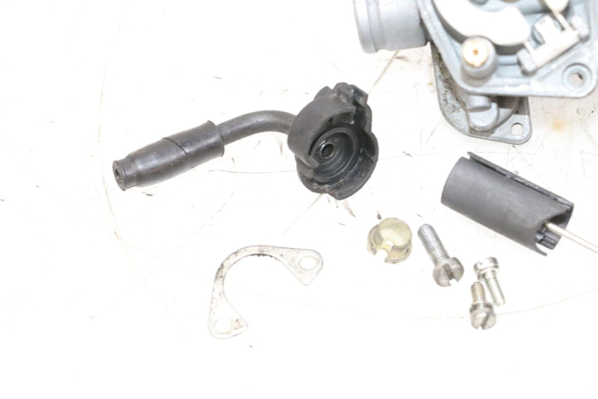 photo de CARBURADOR MBK BOOSTER SPIRIT NAKED 50 (2004 - 2017) - Primer plano de alta resolución