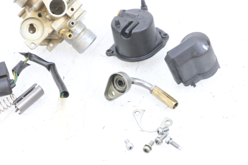photo de CARBURADOR YAMAHA BW'S EASY 50 (2013 - 2016) - Inspección visual detallada