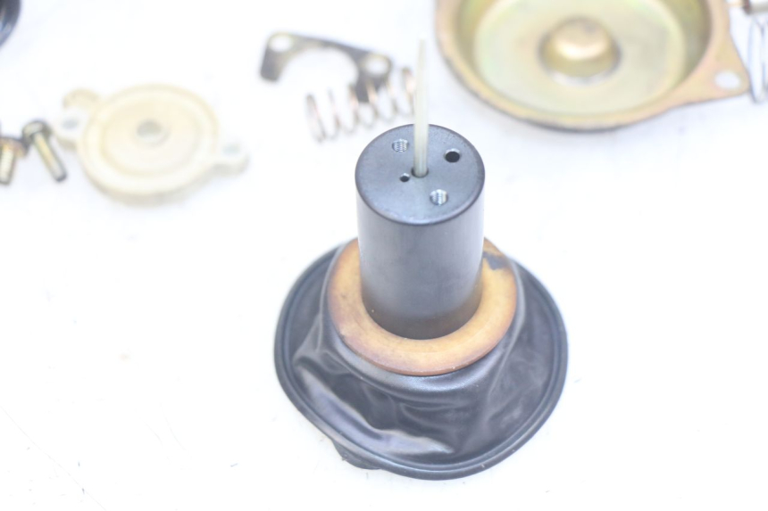 photo de CARBURADOR PEUGEOT ELYSEO 125 (1999 - 2004)