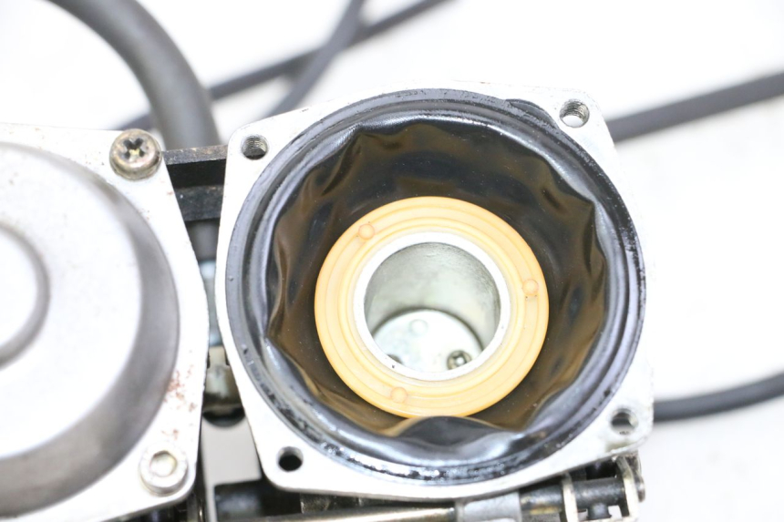 photo de CARBURADOR YAMAHA FJ 36Y 1100 (1984 - 1985)