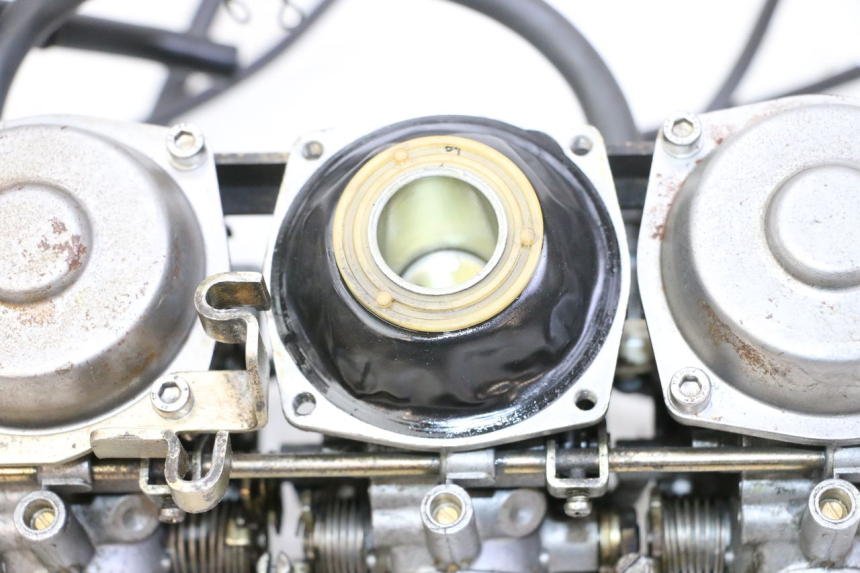 photo de CARBURADOR YAMAHA FJ 36Y 1100 (1984 - 1985)