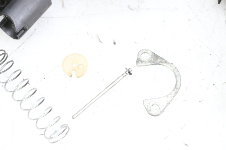 photo de CARBURADOR PIAGGIO NEW TYPHOON 50 (2018 - 2021) - Primer plano de alta resolución