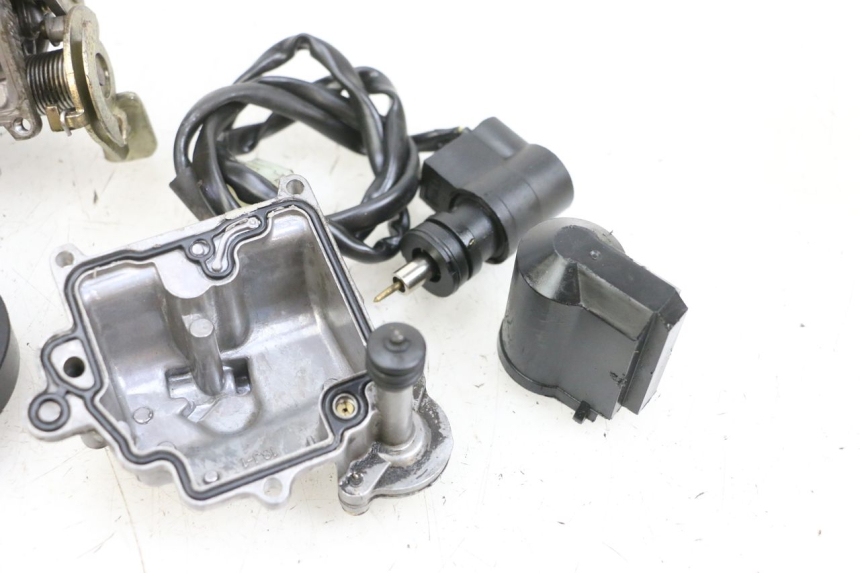 photo de CARBURADOR JM MOTORS OLDIES 4T 50 (2010 - 2020) - Primer plano de alta resolución