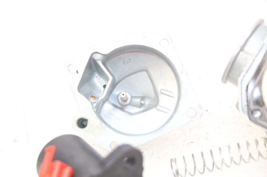 photo de CARBURADOR TNT MOTOR OTTO 2T 50 (2012 - 2018) - Estado de la superficie y material