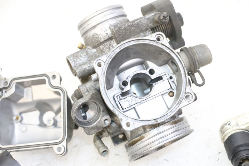 photo de CARBURADOR PIAGGIO VESPA GRANTURISMO 200 (2004 - 2005)