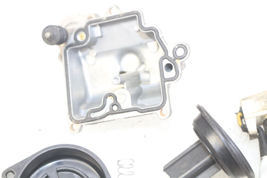 photo de CARBURADOR PEUGEOT V-CLIC VCLIC 50 (2007 - 2013)
