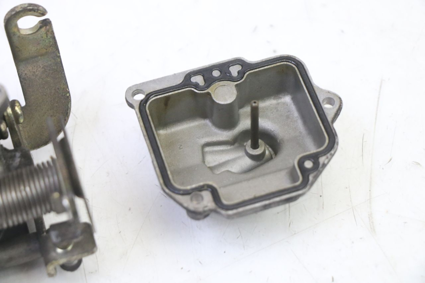 photo de CARBURADOR PEUGEOT V-CLIC VCLIC 50 (2007 - 2013)