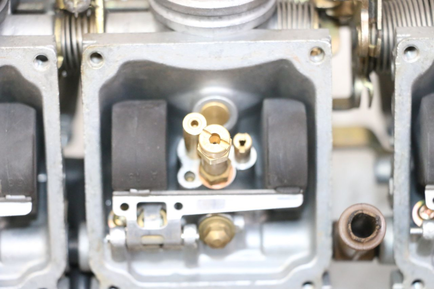 photo de CARBURADOR YAMAHA XJN DIVERSION 600 (2000 - 2003)