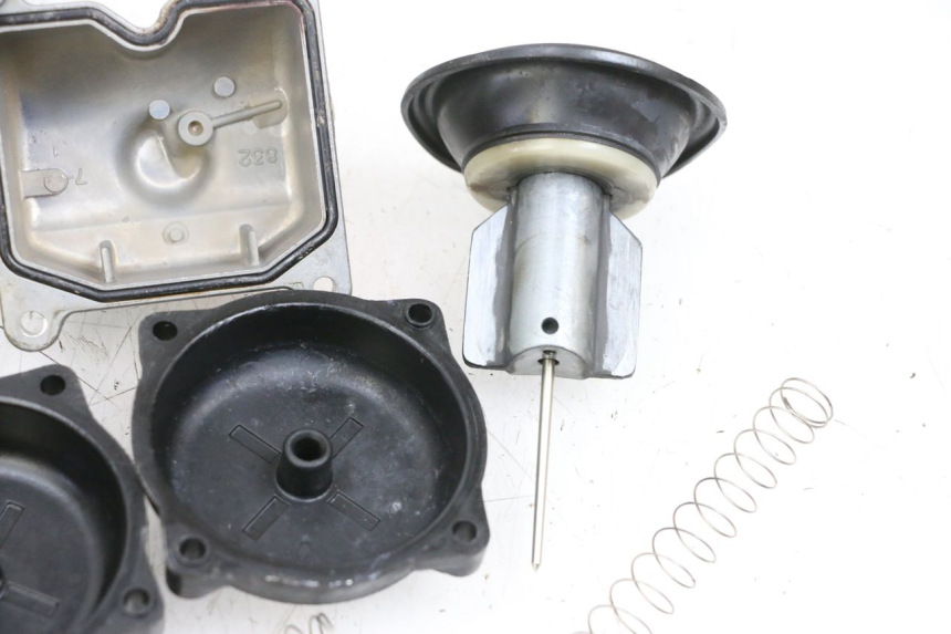 photo de CARBURADOR KAWASAKI ZR 7 750 (1999 - 2001) - Detalles de los puntos de fijación