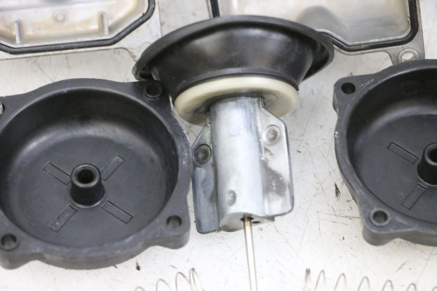 photo de CARBURADOR KAWASAKI ZR 7 750 (1999 - 2001) - Recambio usado revisado