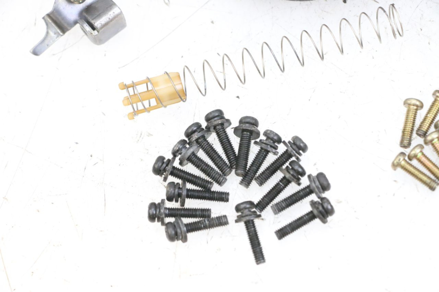 photo de CARBURADOR KAWASAKI ZR 7 750 (1999 - 2001) - Foto de producto adicional