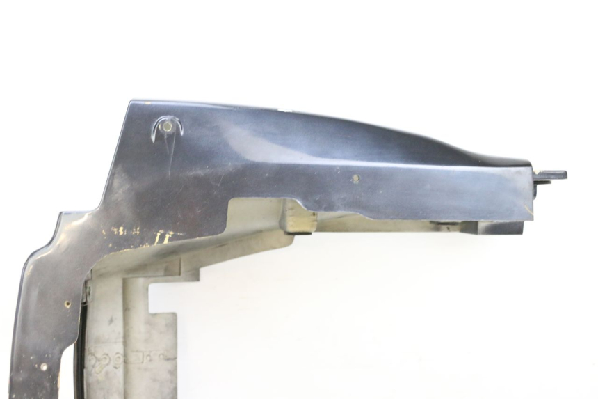 photo de CARENADO TRASERO KAWASAKI GPZ RX 1000 (1986 - 1988) - Estado de la superficie y material