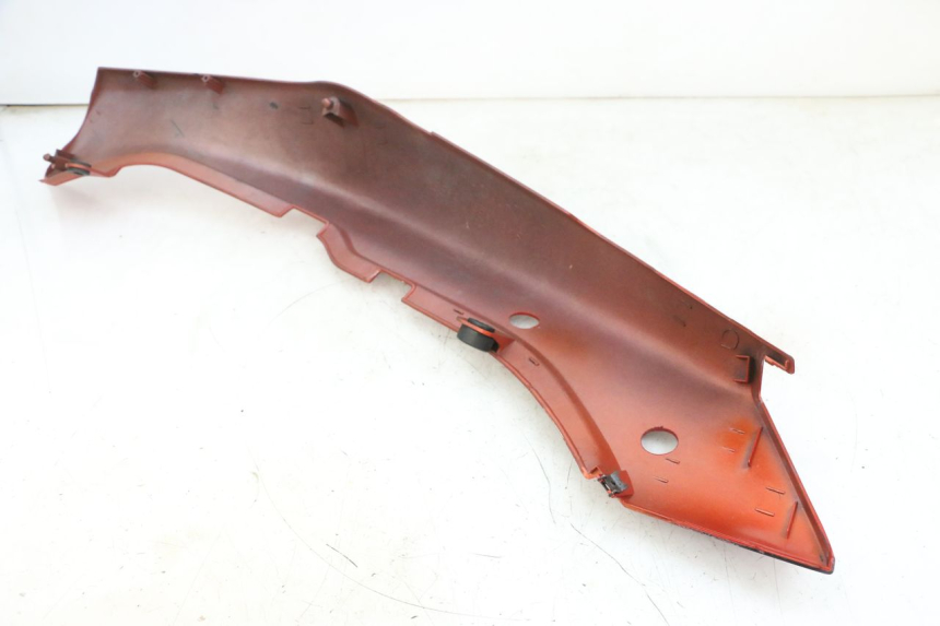 photo de CARENADO TRASERO SUZUKI GSF N BANDIT 600 (1996 - 1999) - Características distintivas