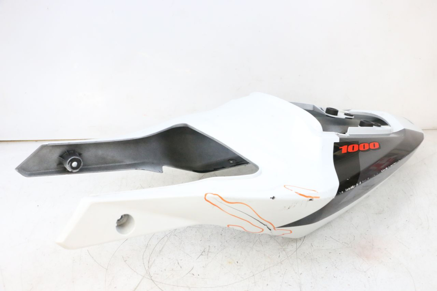 photo de CARENADO TRASERO SUZUKI GSXR GSX-R 1000 (2003 - 2004) - Inspección visual detallada