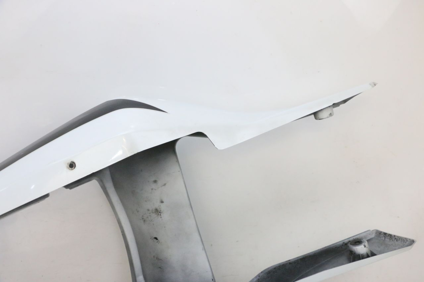 photo de CARENADO TRASERO SUZUKI GSXR GSX-R 1000 (2003 - 2004) - Detalles de los puntos de fijación