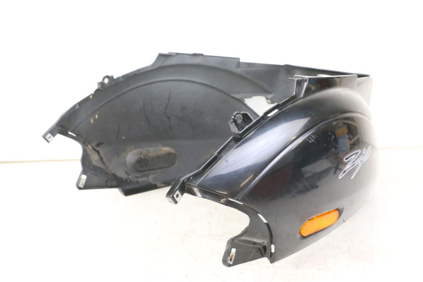 photo de CARENADO TRASERO PIAGGIO ZIP 4T 50 (2018 - 2020)