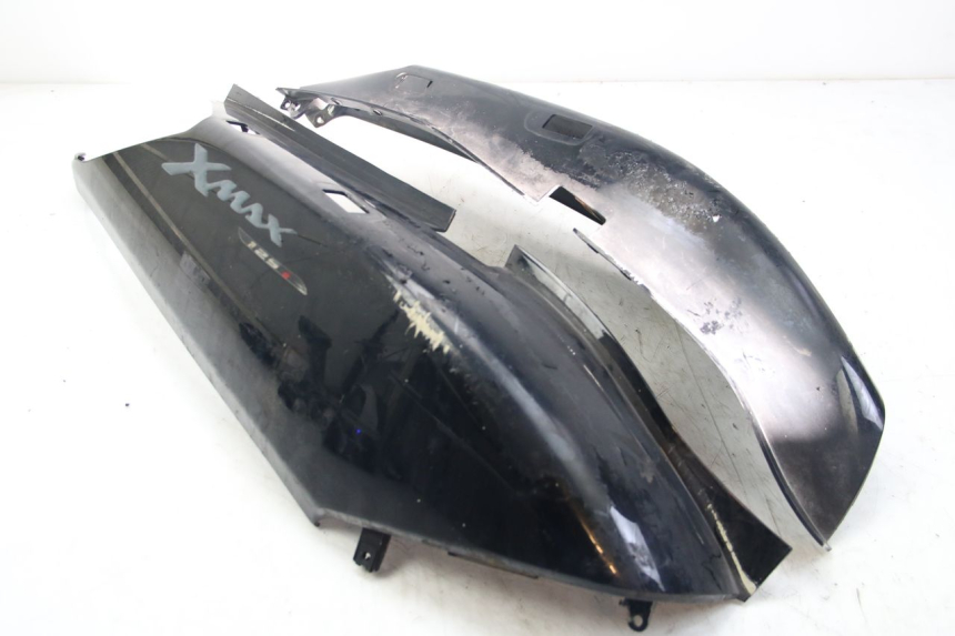 photo de CARENADO TRASERO YAMAHA XMAX X-MAX 125 (2006 - 2009)