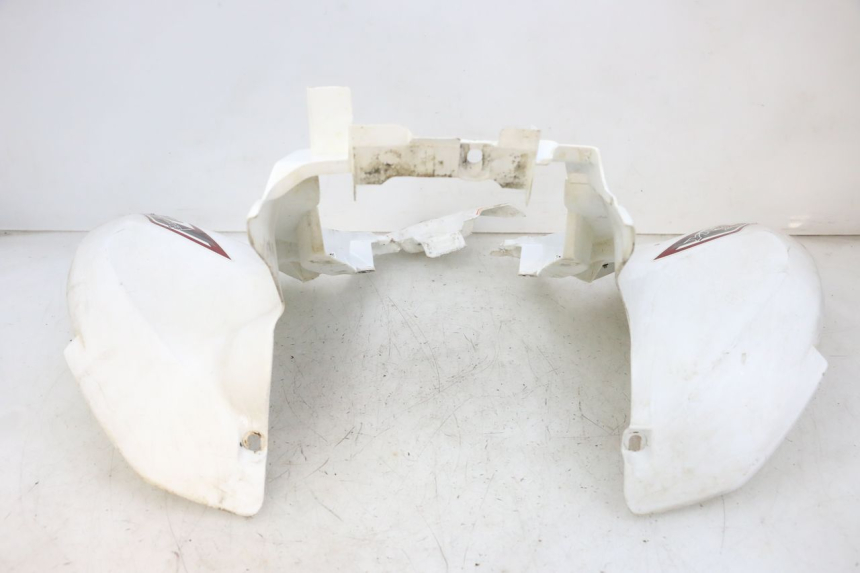 photo de CARENADO TRASERO YAMAHA YFM R RAPTOR 250 (2008 - 2014) - Primer plano de alta resolución