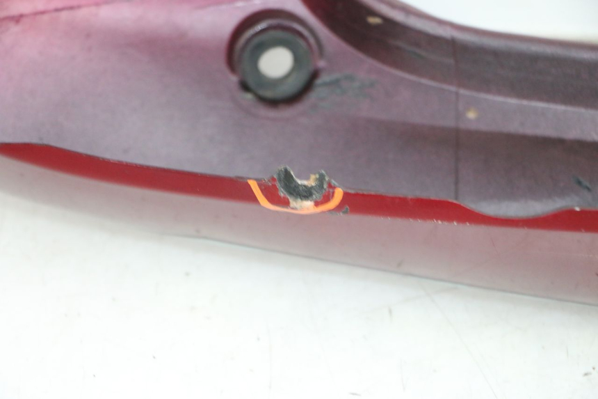 photo de CARENADO TRASERO KAWASAKI ZR 7 750 (1999 - 2001) - Detalles de los puntos de fijación