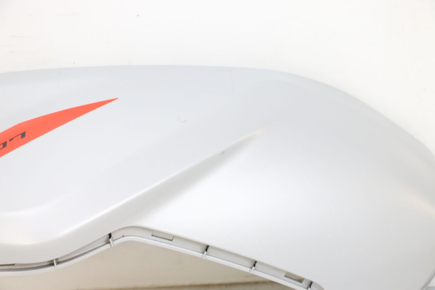 photo de TAPA DEPOSITO IZQUIERDO YAMAHA MT-07 MT07 ABS 700 (2018 - 2020) - Zoom sobre los componentes