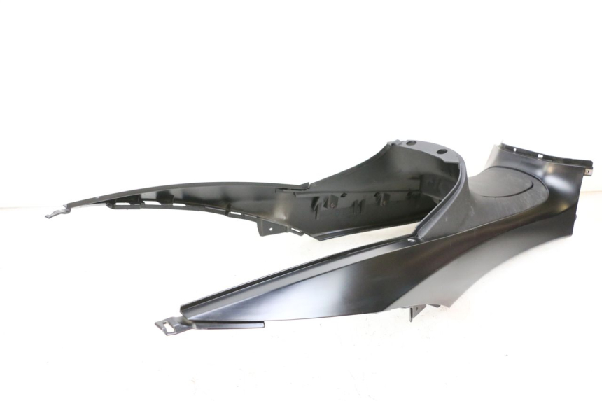 photo de TAPA DEPOSITO PIAGGIO MP3 HPE 350 (2018 - 2020) - Perfil de la pieza de repuesto