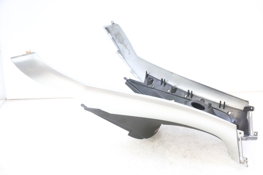 photo de TAPA DEPOSITO PIAGGIO MP3 LT 300 (2010 - 2016)