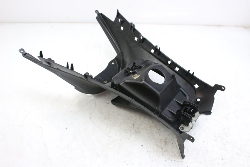 photo de CARENADO DE DEPÓSITO PIAGGIO MP3 RL 250 (2007 - 2010)