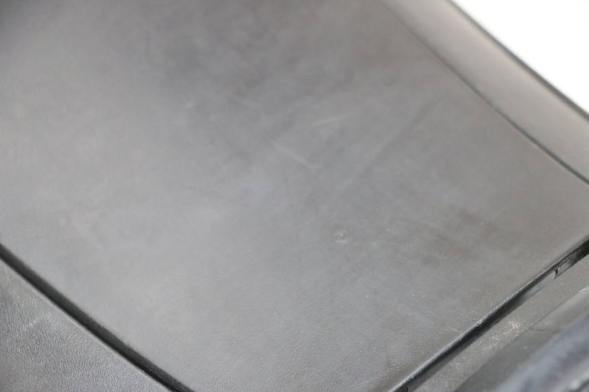 photo de TAPA DEPOSITO PIAGGIO MP3 500 (2011 - 2015)