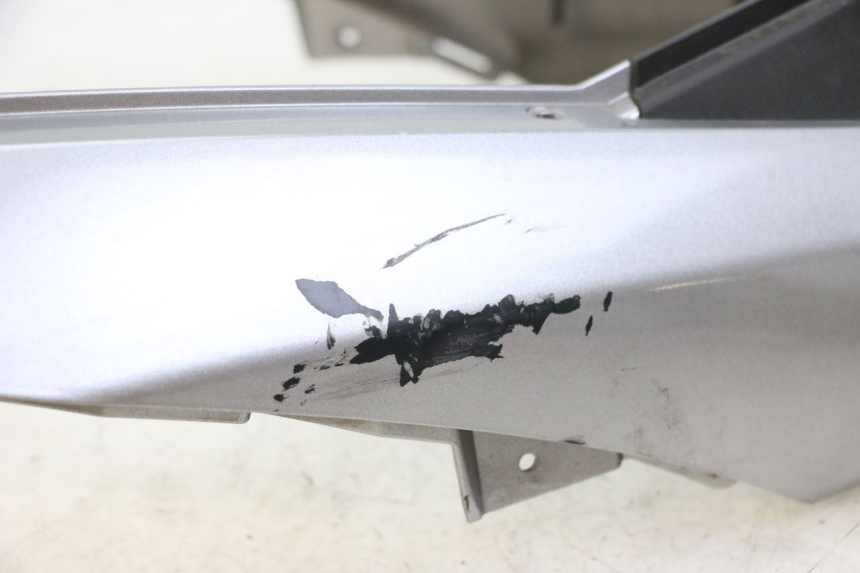 photo de CARENADO DE DEPÓSITO PIAGGIO MP3 500 (2014 - 2016)