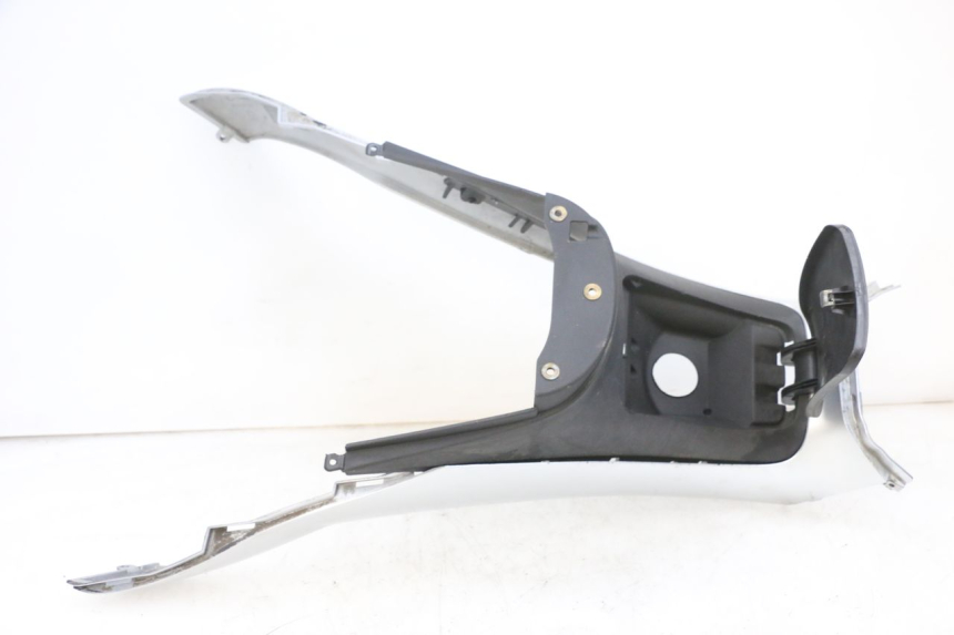 photo de CARENADO DE DEPÓSITO PIAGGIO MP3 RL 250 (2007 - 2010) - Vista principal