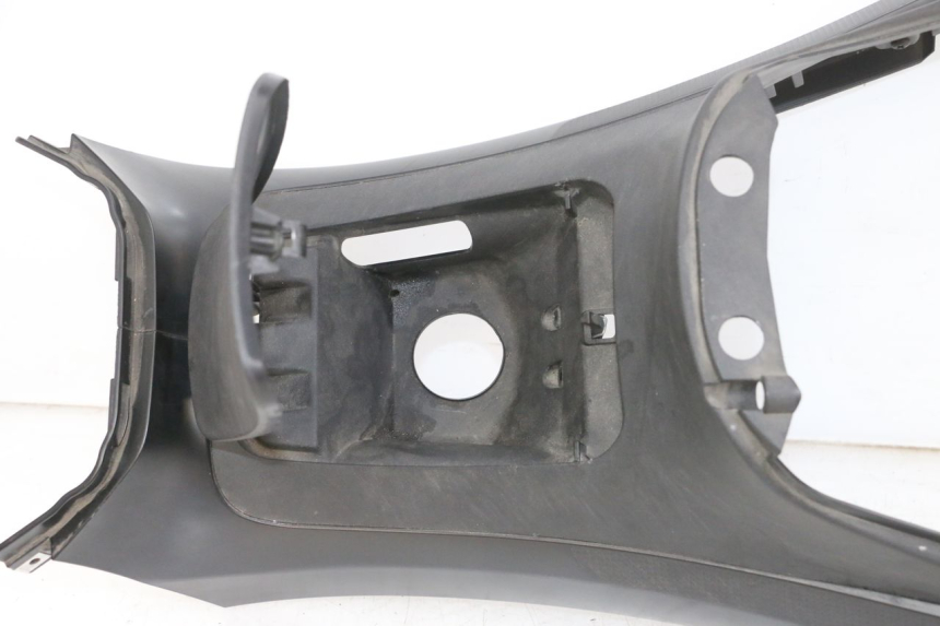 photo de TAPA DEPOSITO PIAGGIO MP3 500 (2016 - 2018) - Detalle de la pieza