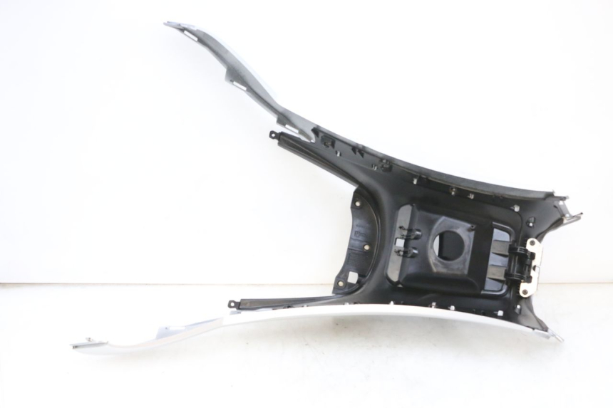 photo de CARENADO DE DEPÓSITO PIAGGIO MP3 RL 250 (2007 - 2010) - Vista general del producto